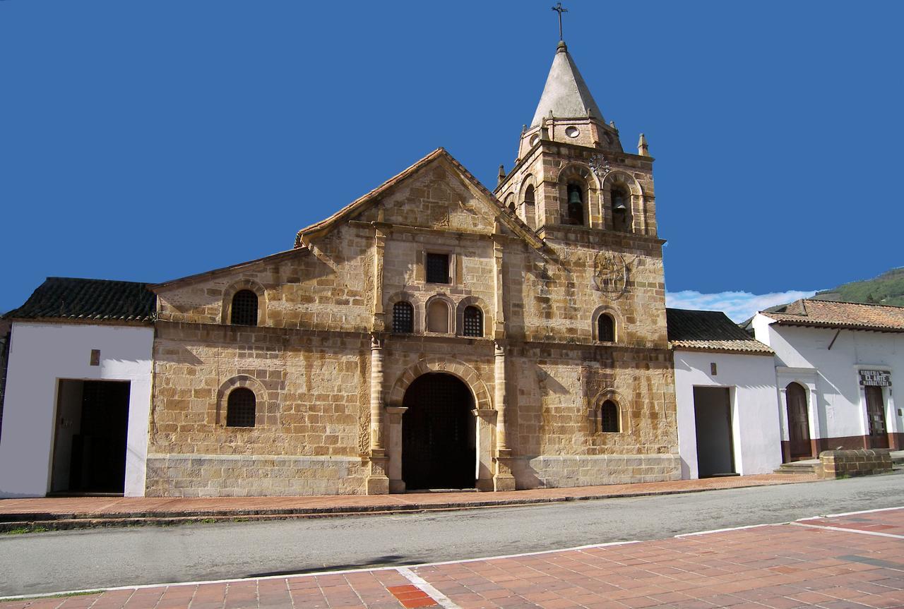 Hotel Imperial Pamplona Luaran gambar